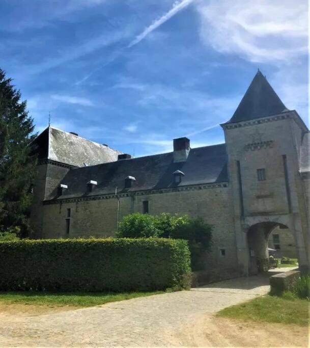 Le Papillon Apartment Hotton Exterior photo